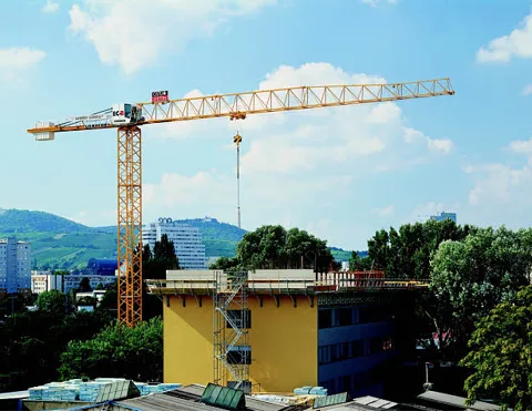 Liebherr 110 EC-B 6 — tower crane — photo 2
