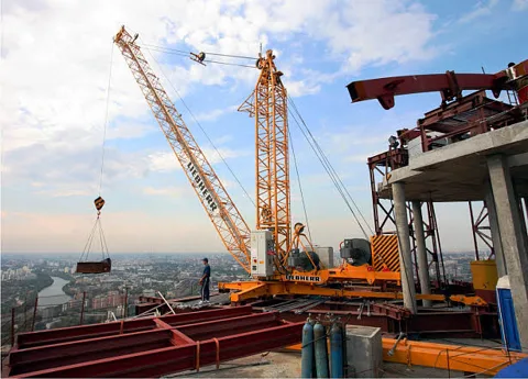 Liebherr 200 DR 5/10 Litronic — tower crane — photo 3