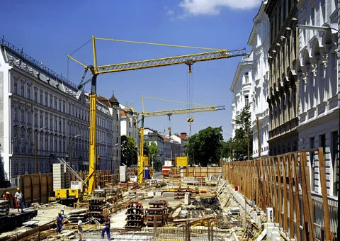 Liebherr 32 TTR — tower crane — photo 3