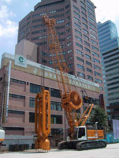 Liebherr HS 855 HD Litronic — crawler crane — photo 2