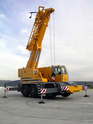 Liebherr LTC 1055-3.1 — all-terrain crane — photo 3