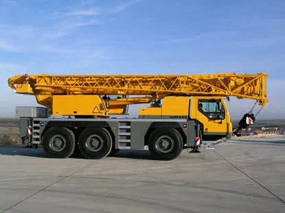 Liebherr LTM 1055-3.2 — all-terrain crane — photo 2
