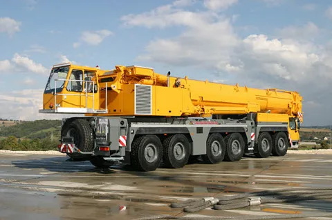 Liebherr LTM 1300-6.1 — all-terrain crane — photo 2