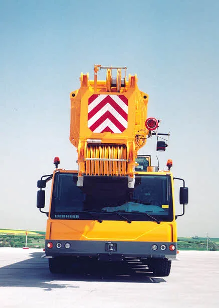 Liebherr LTM 1400-7.1 — all-terrain crane — photo 3