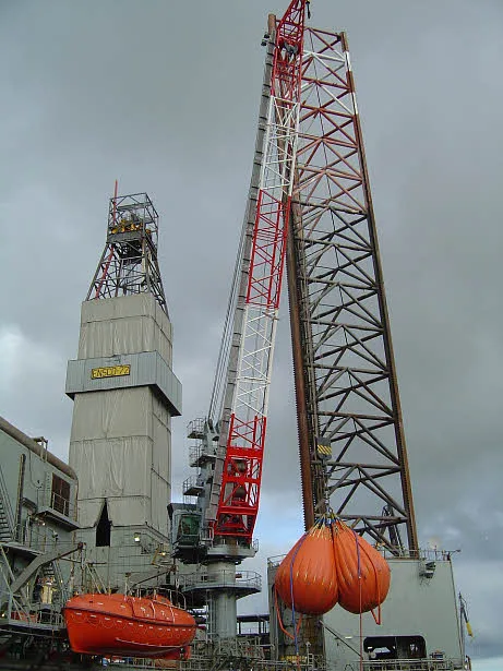 Liebherr MTC — port crane — photo 3